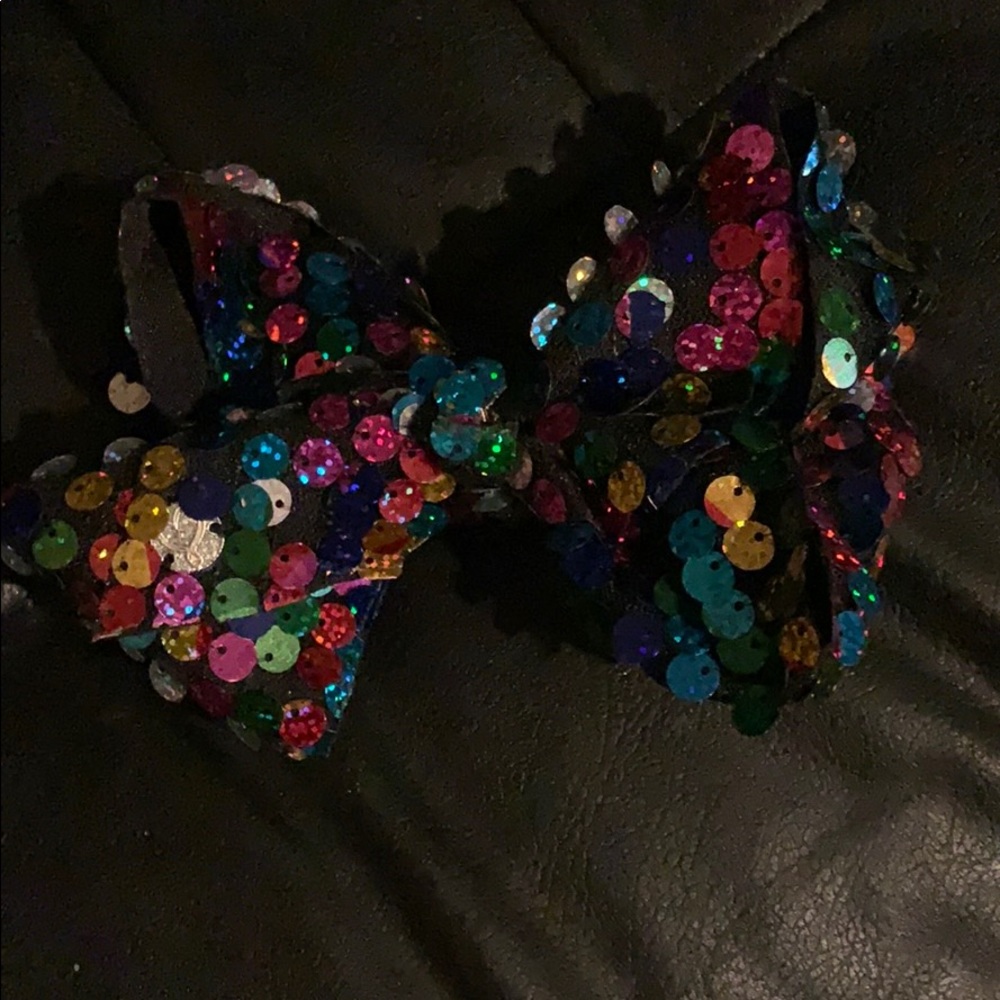 Large JoJo bow